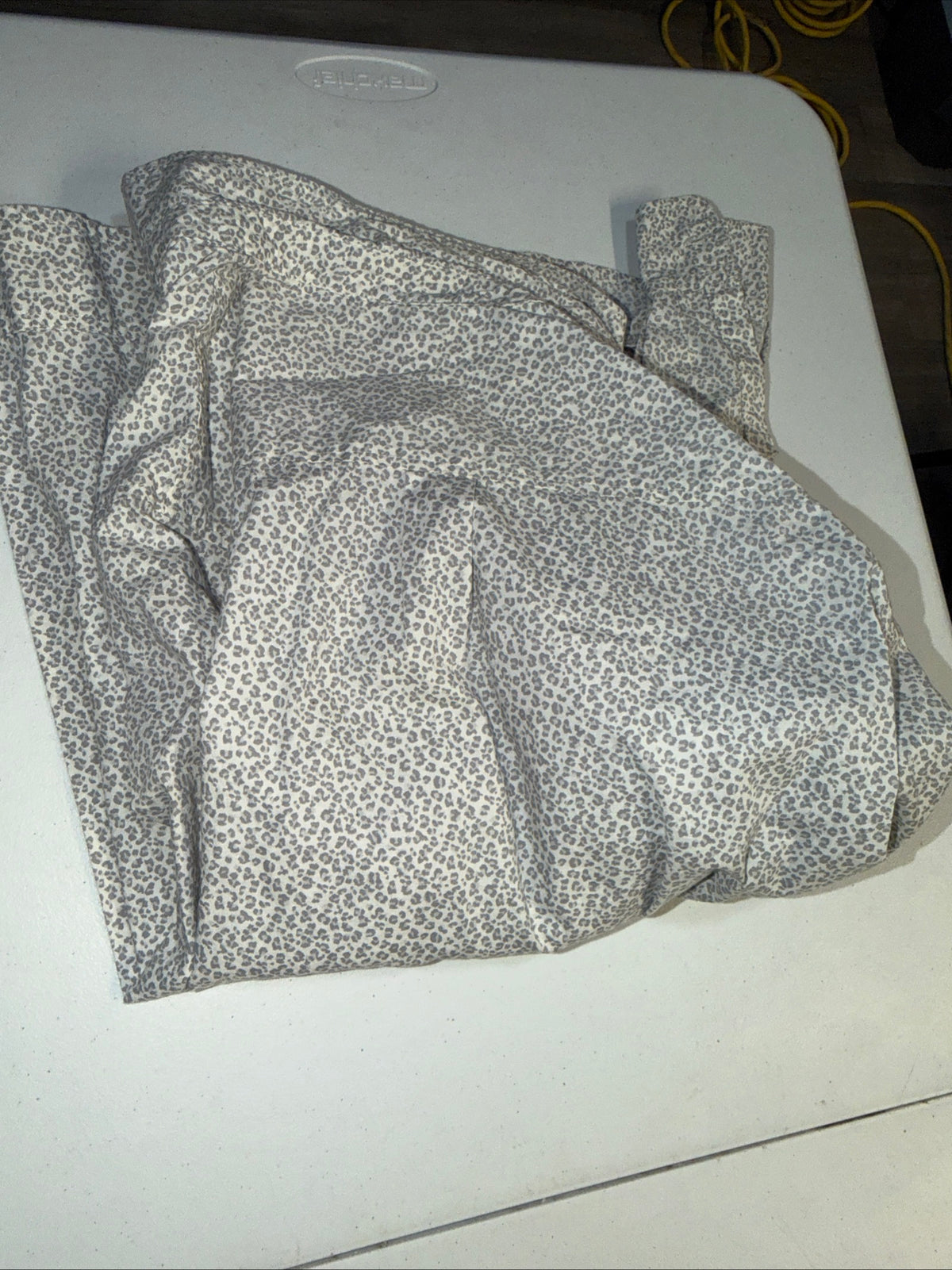 Gap Women’s Grey Leopard Print Button-Down Long Sleeve Blouse- Size XL