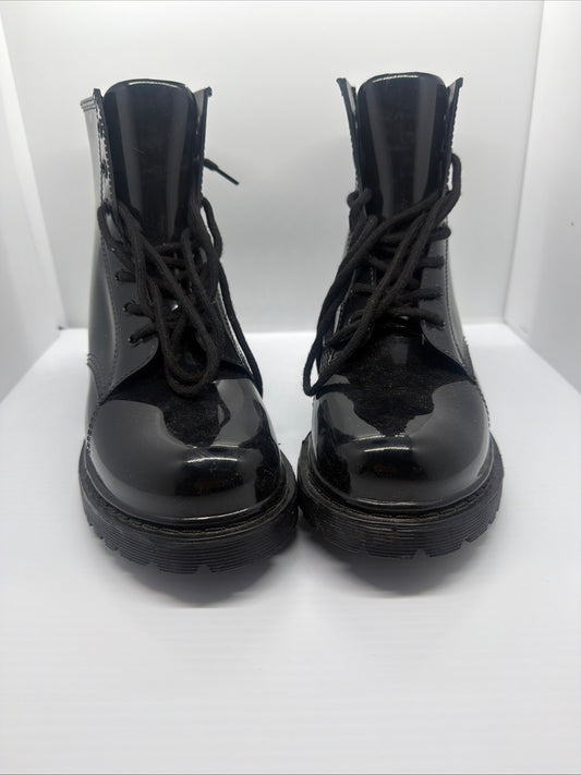 UNIONBAY Black Patent Leather Lace-Up Combat Boots Size M-9