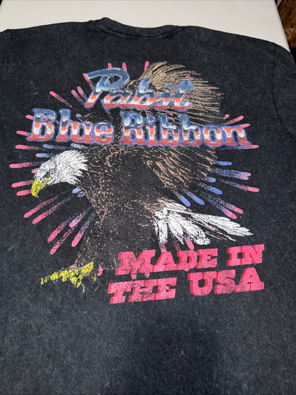 Black Pabst Blue Ribbon T-Shirt With a Vintage-style graphic Size M