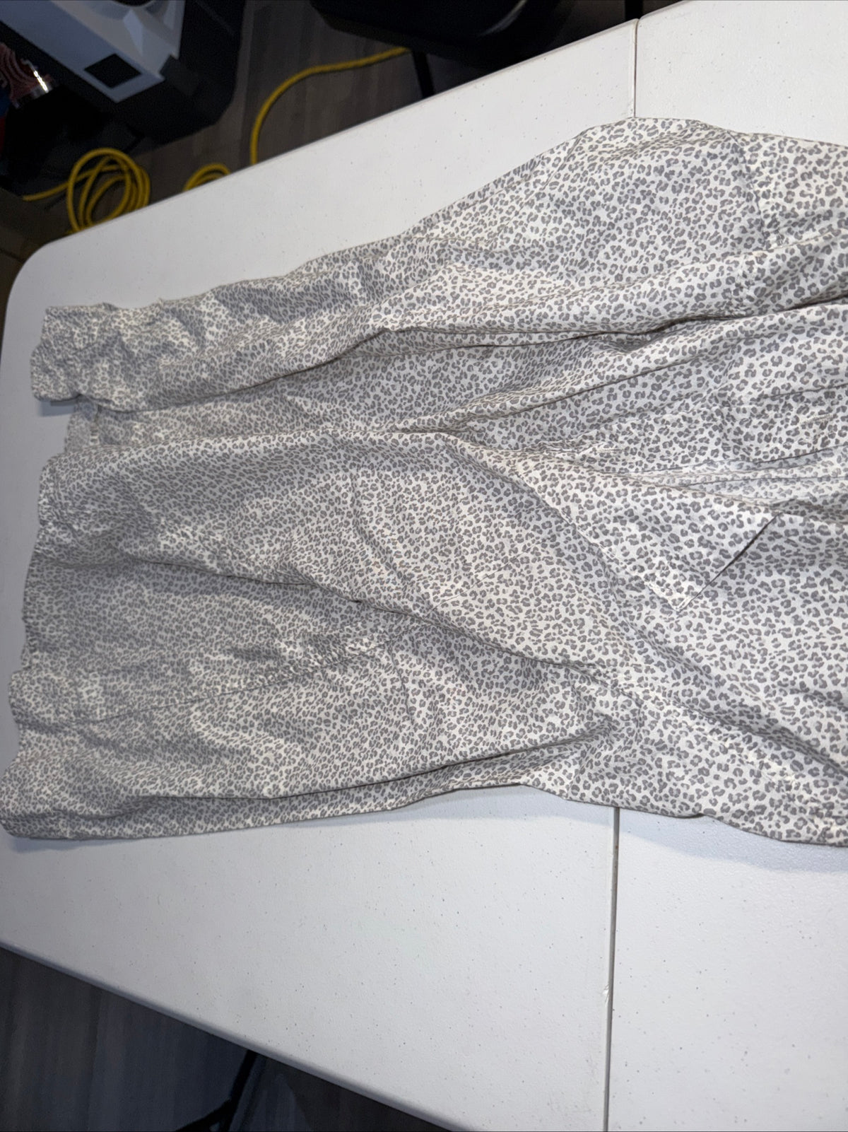 Gap Women’s Grey Leopard Print Button-Down Long Sleeve Blouse- Size XL