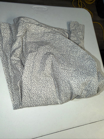 Gap Women’s Grey Leopard Print Button-Down Long Sleeve Blouse- Size XL