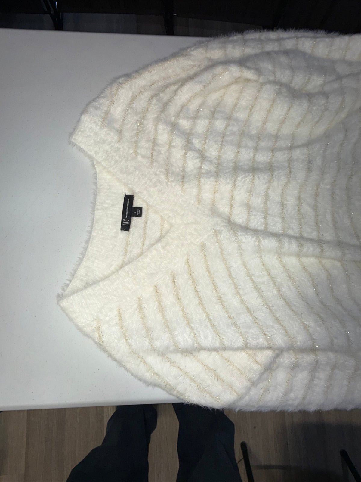 INC Women’s Large White Fuzzy Eyelash Knit Sweater Gold Metallic Striped V-NECK