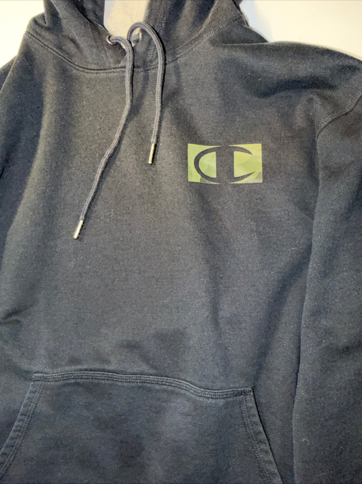 Men’s champion Pullover with Graphic Sleeve Branding Size M