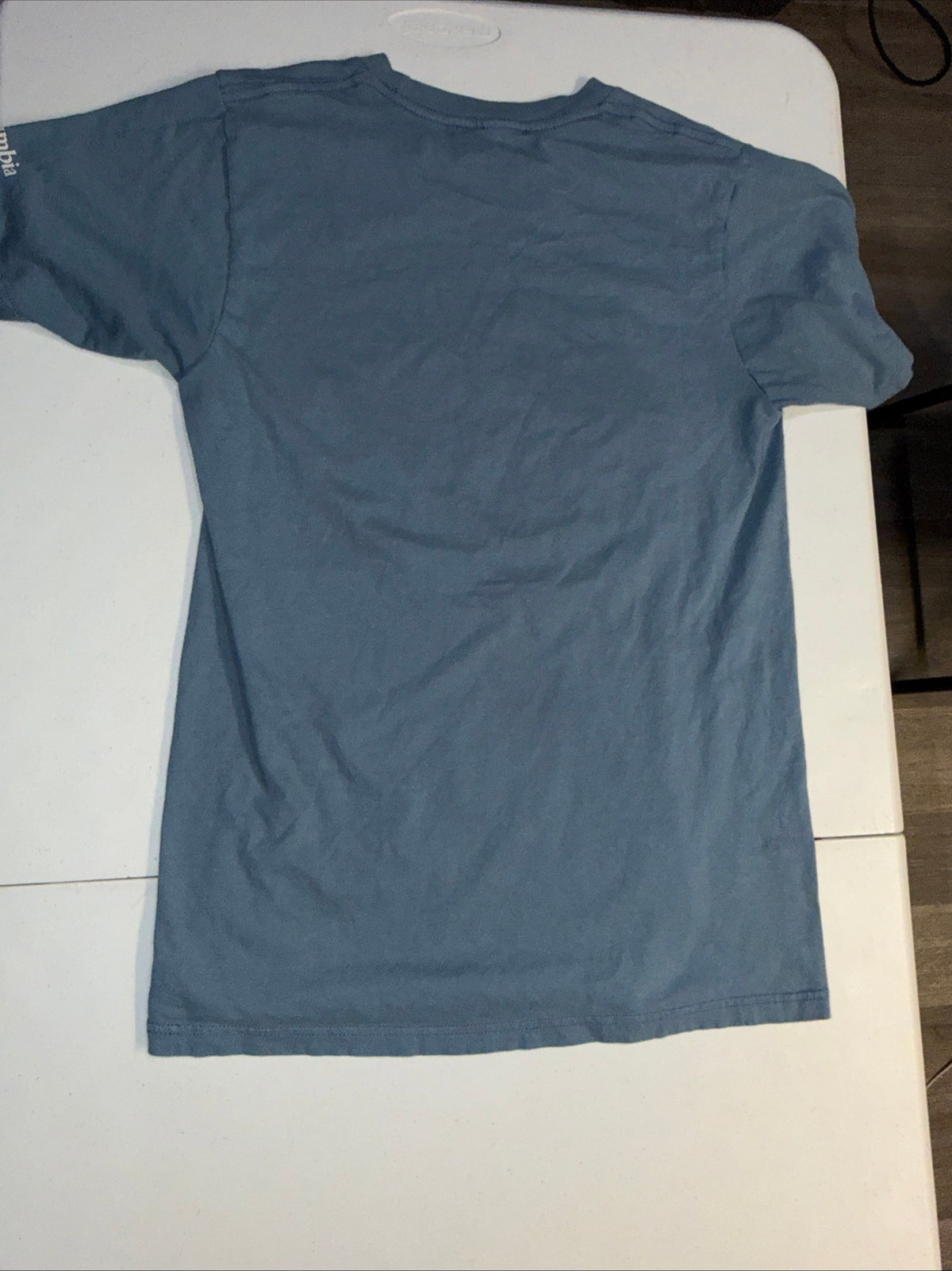 Colombia SportsWear Retro Circle Mountain Logo Graphic Tee Blue Size S For Men