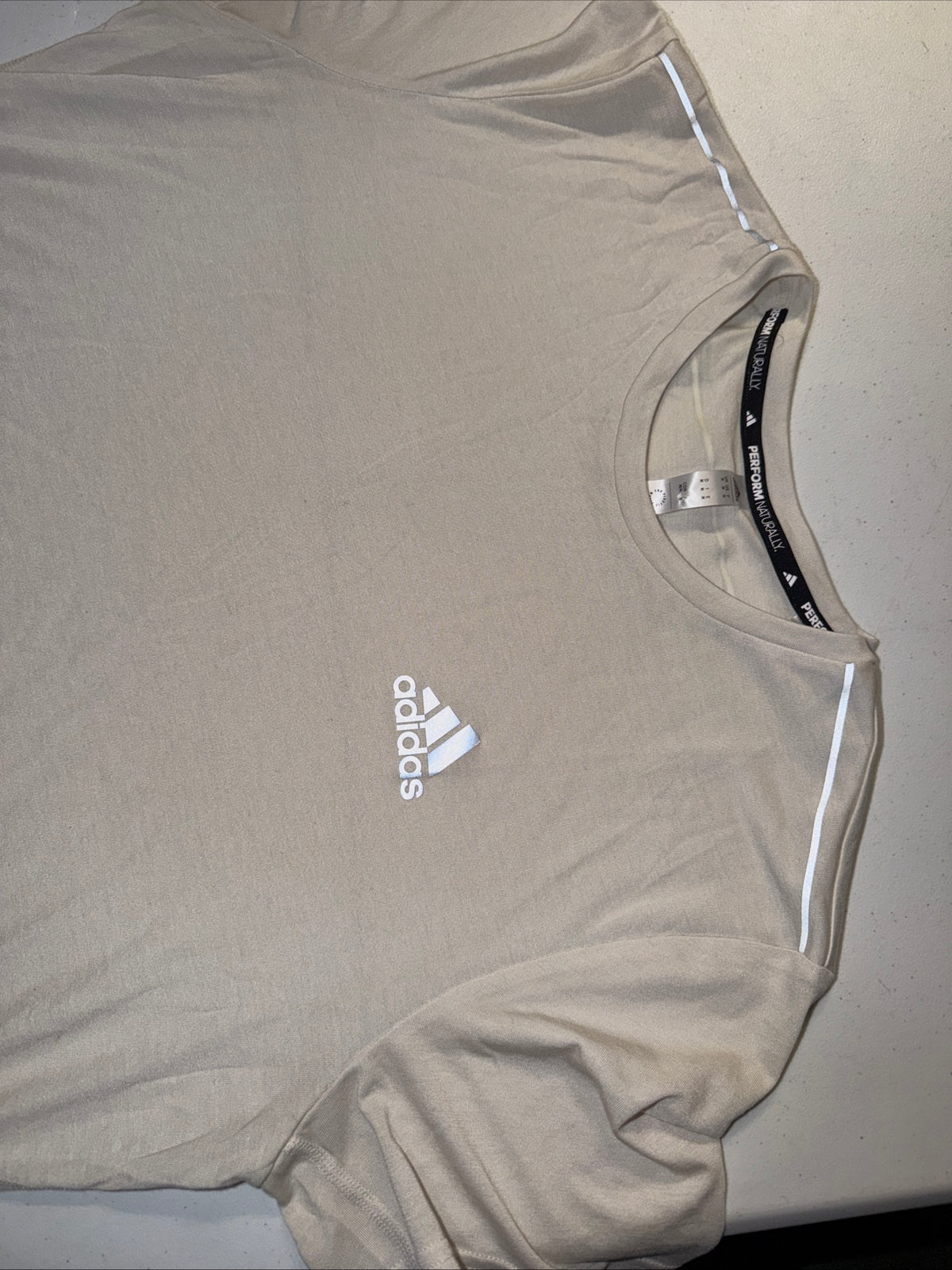 Adidas Men’s Light Grey Workout Essentials Athletic T-Shirt Size M for Men