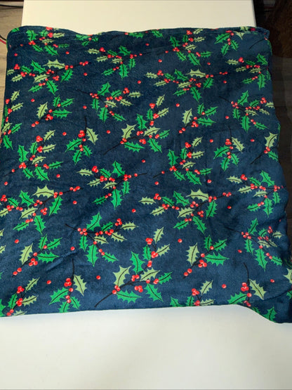 Holiday Home Microplush Throw Blanket Holly Berry Christmas Navy Blue 50x60