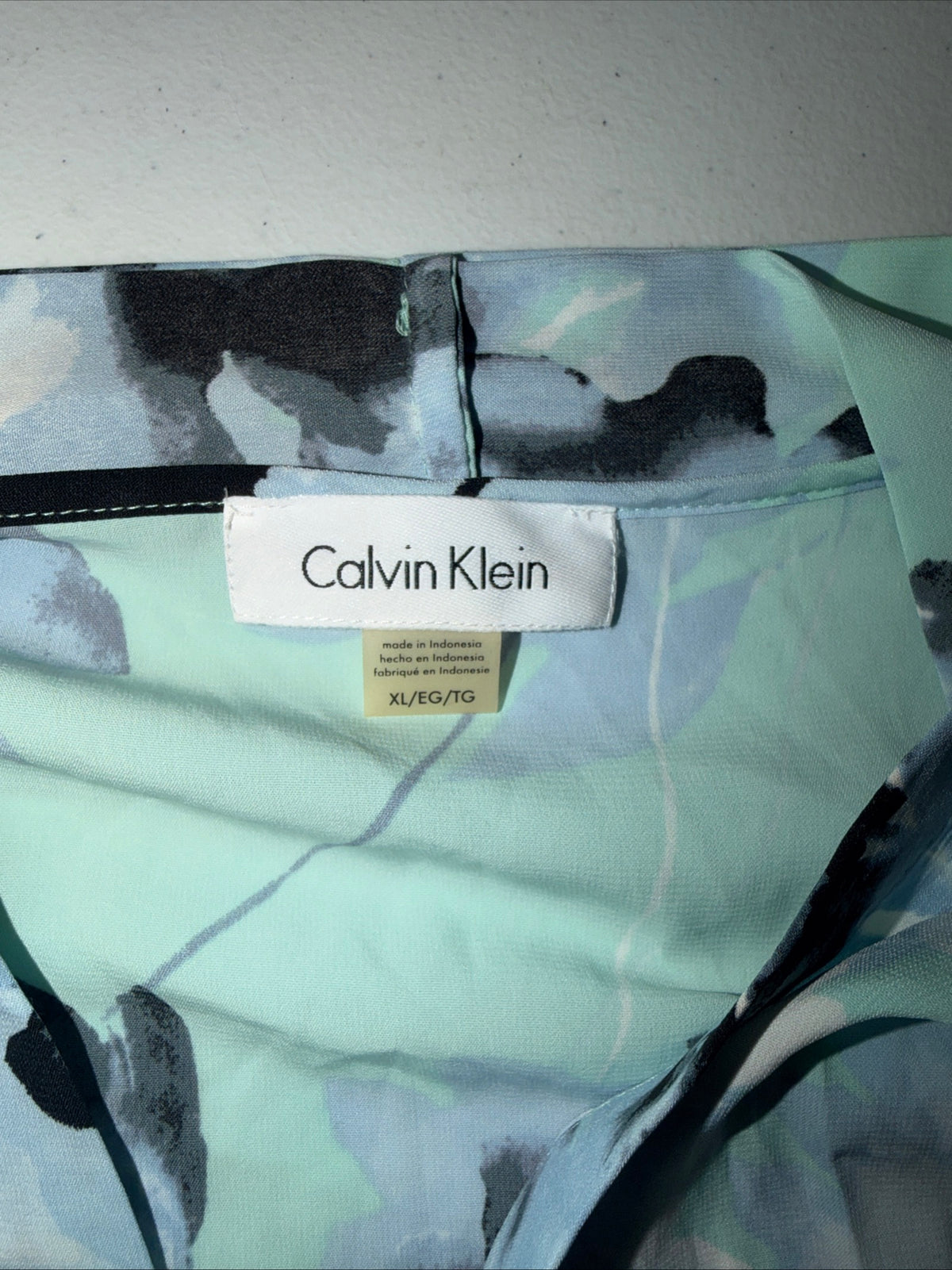 Calvin Klein Floral Split- Neck Blouse Mint Sea Spray Blue Watercolor Top Size XL